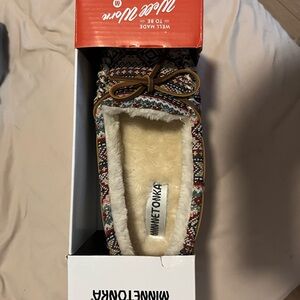Minnetonka Branded Britt Trapper Shoe